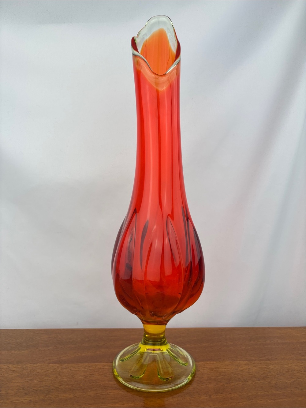 Vintage MCM Viking glass Epic swung vase six petal base amberina